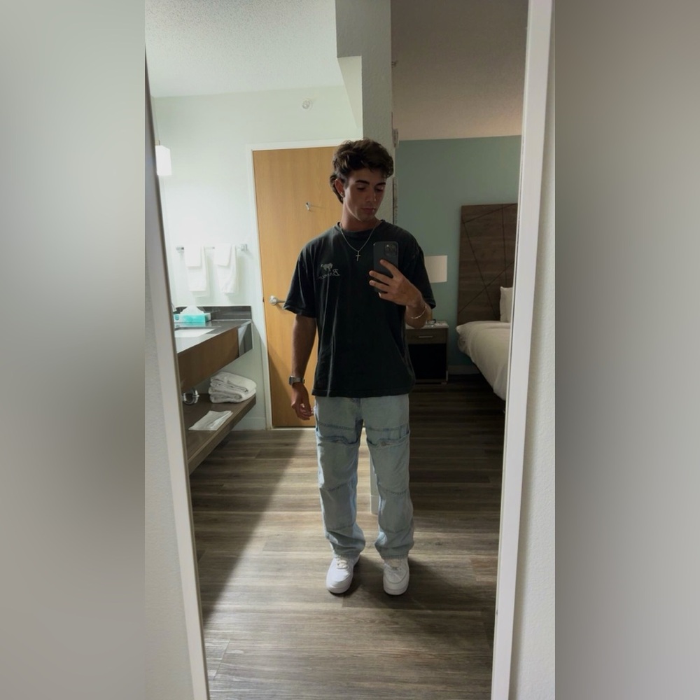 Meet your Posher, Caleb